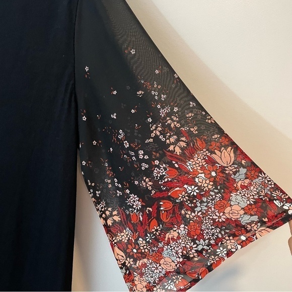 Maurices Sheer Floral Bell Sleeve Top Sz M Black Red Mixed Media Boho Shirt EUC - Picture 5 of 11